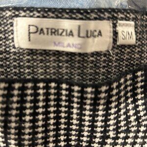Patrizia Luca Milan Sweater black and white cropped sweater